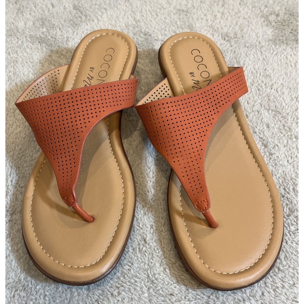 COCONUTS by MATISSE Mikayla Thong Slide Sandals Peach Eyelets Size 8M